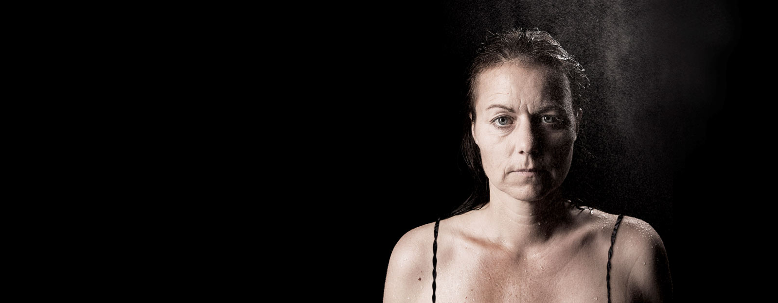 Victoria Olmarker på kampanjbild till Ingenbarnsland