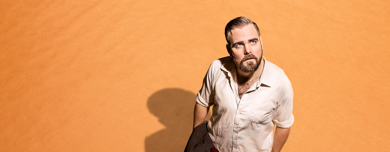 kampanjbild Främlingen,  på bilden ses Mattias Nordkvist