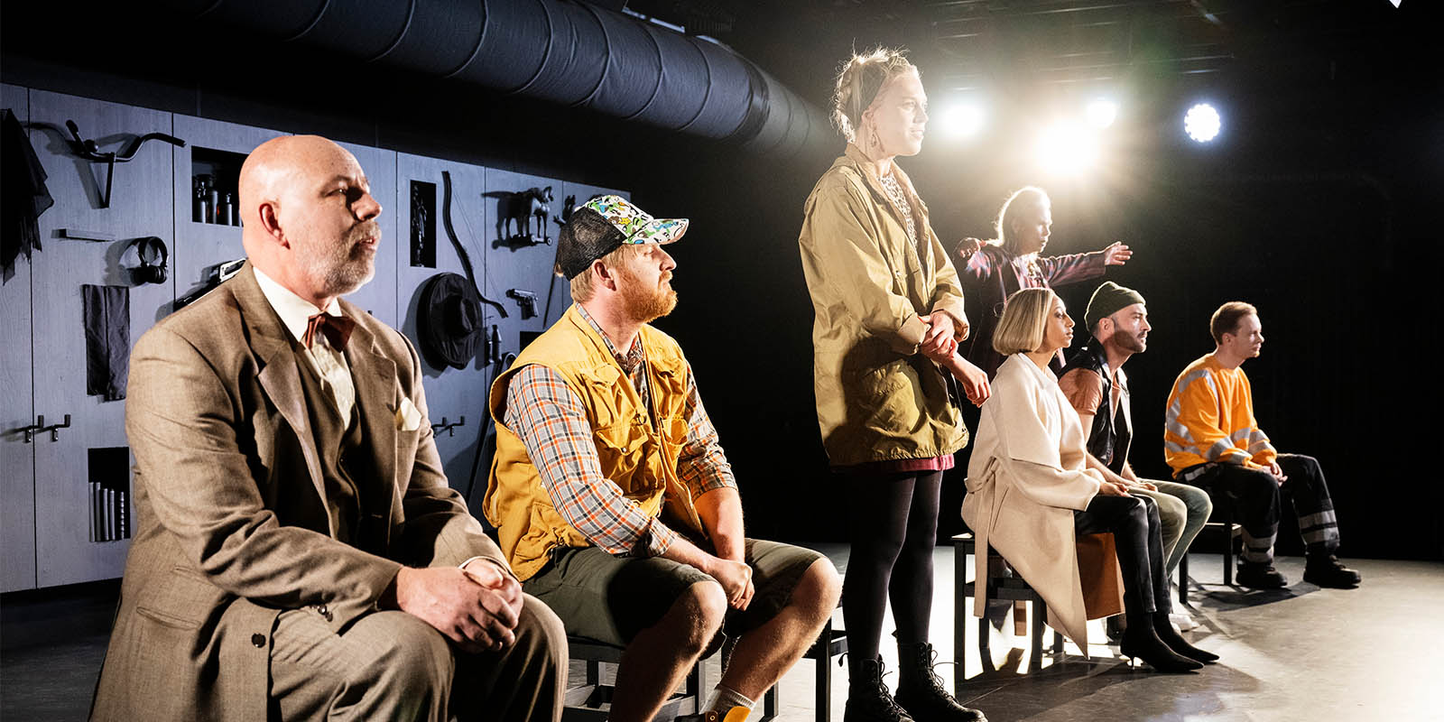 Lasse Carlsson, Victor Ståhl Segerhagen, Eline Høyer, Hannah Alem Davidson, Johan Hafezi, Maria Hedborg, Emil Ljungestig